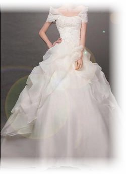 Brautkleid im Duchesse-Stil (Bild LAFANTA)