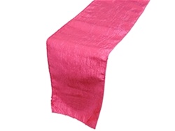 Tischläufer aus Taft in Pink..