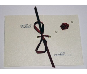 Kreone Einladungskarte Rose und Perlen-Bild