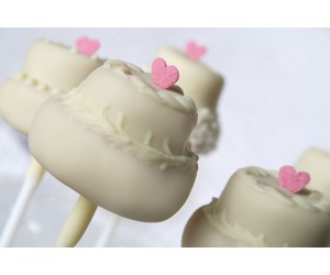 Cake Pop Hochzeitstörtchen am Stiel-Bild